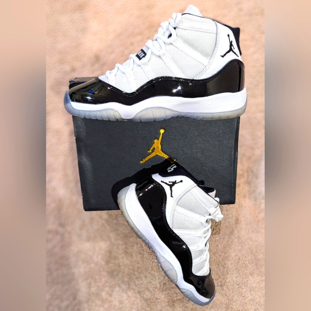 Air Jordan 11
